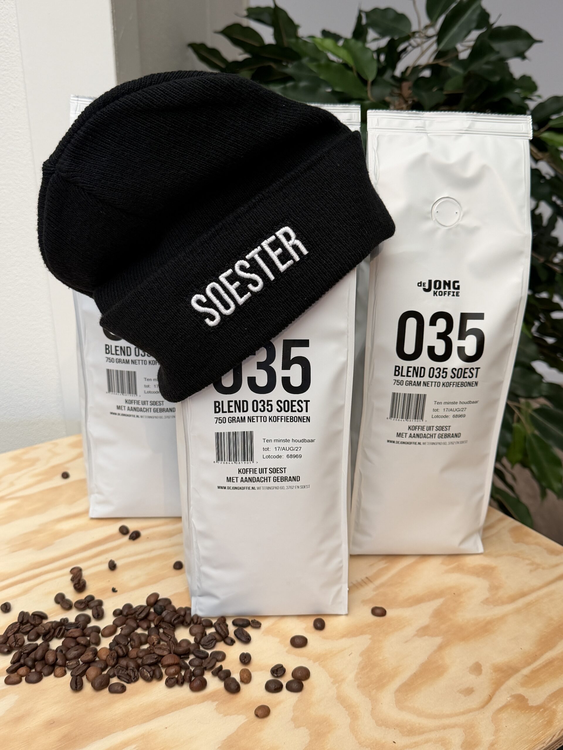 SOESTER-muts bij De Jong Koffie in Soest